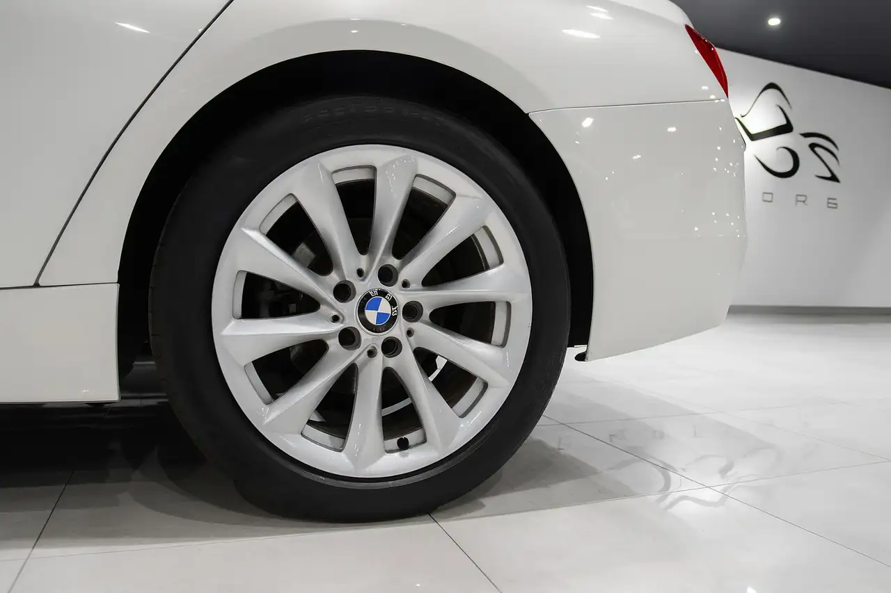 BMW 3 Series fotografie BMW 3 Series