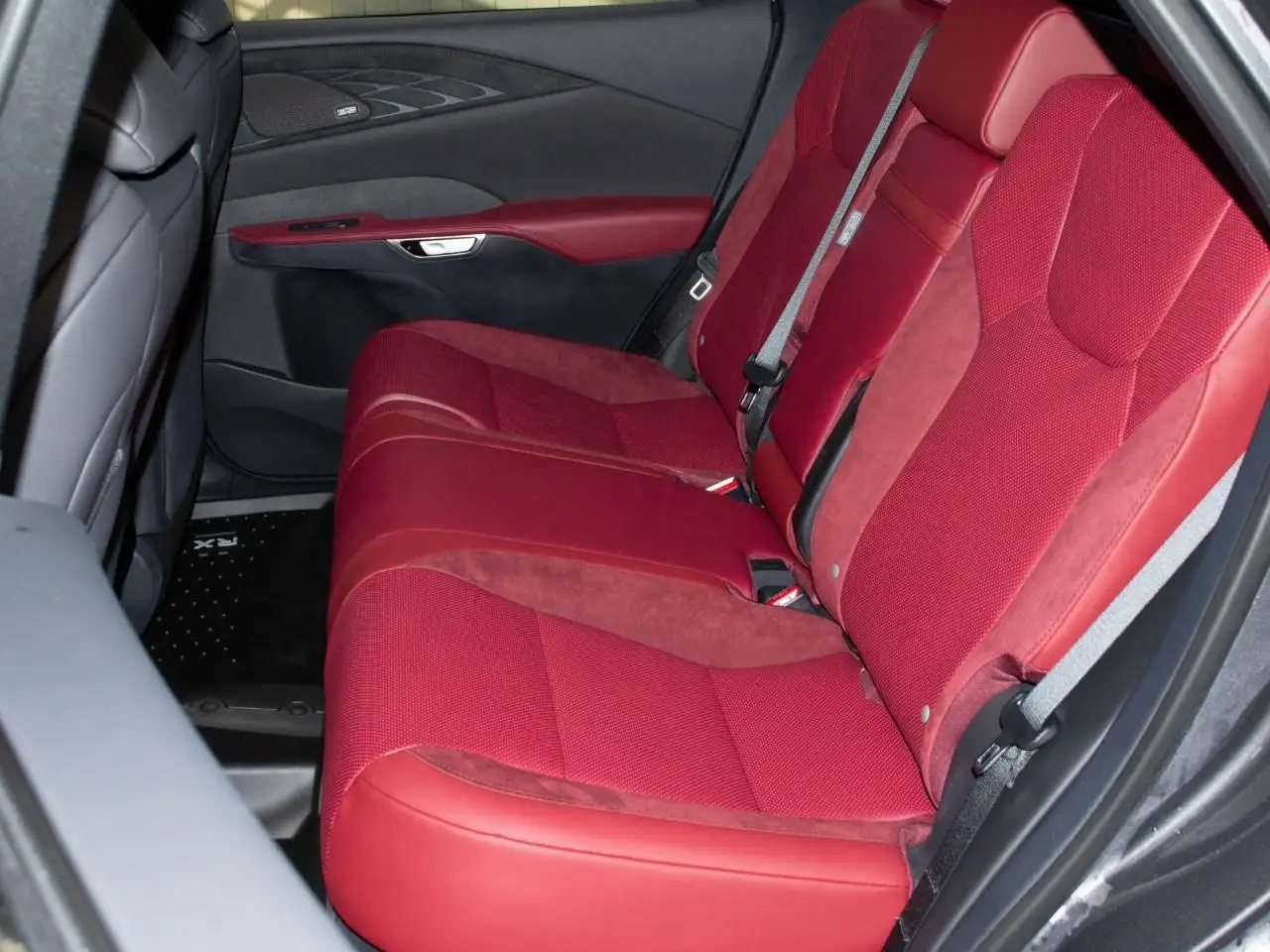 Lexus RX снимка Lexus RX