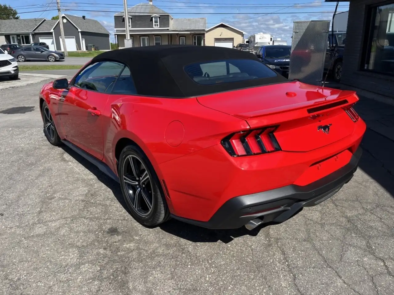 Ford Mustang photo Ford Mustang