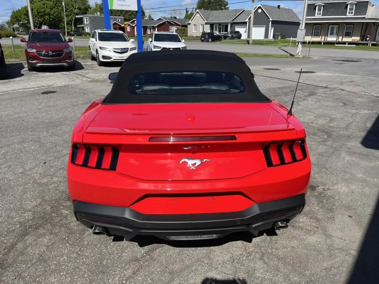 Ford Mustang photo Ford Mustang