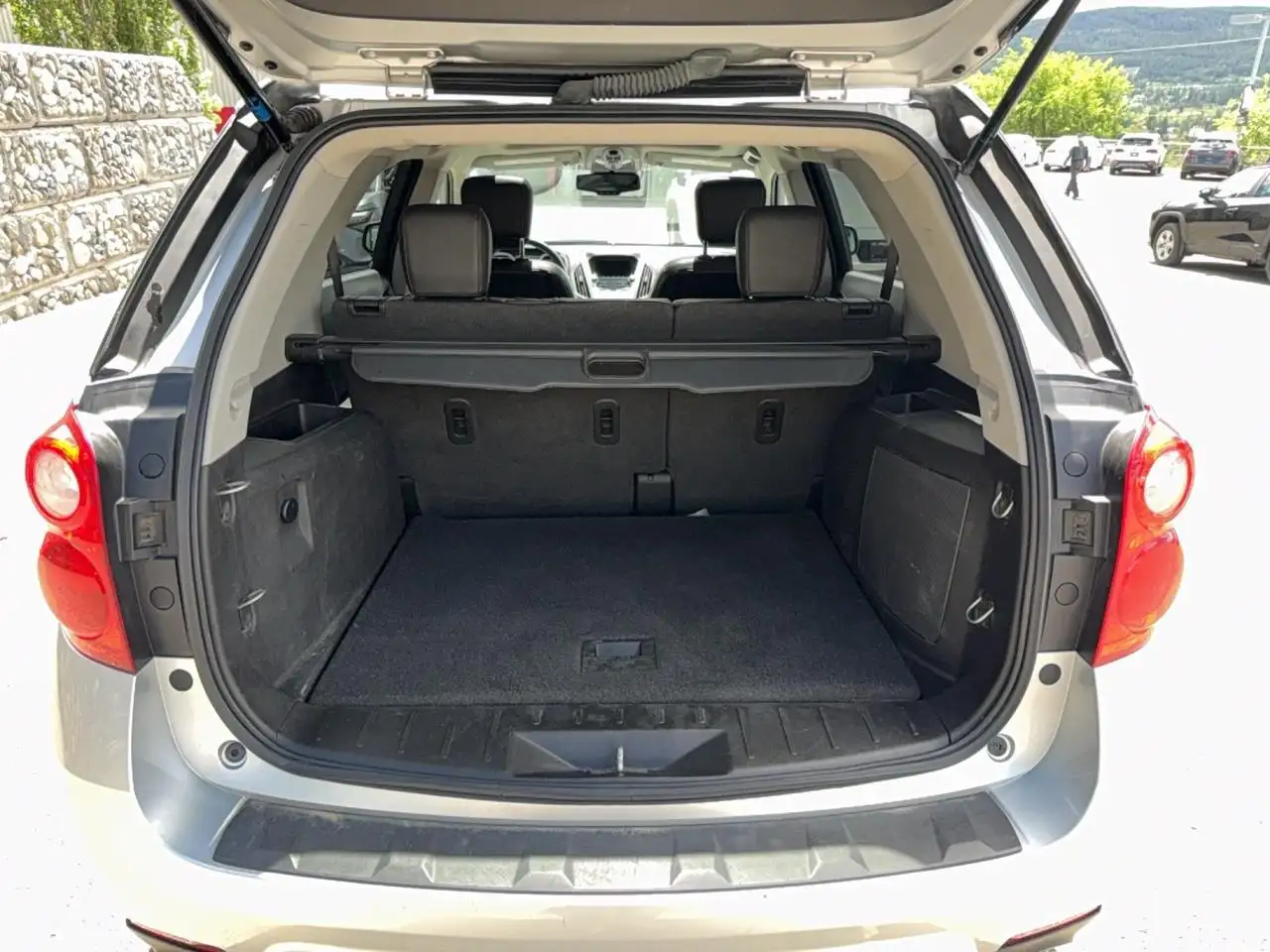 Chevrolet Equinox photo Chevrolet Equinox