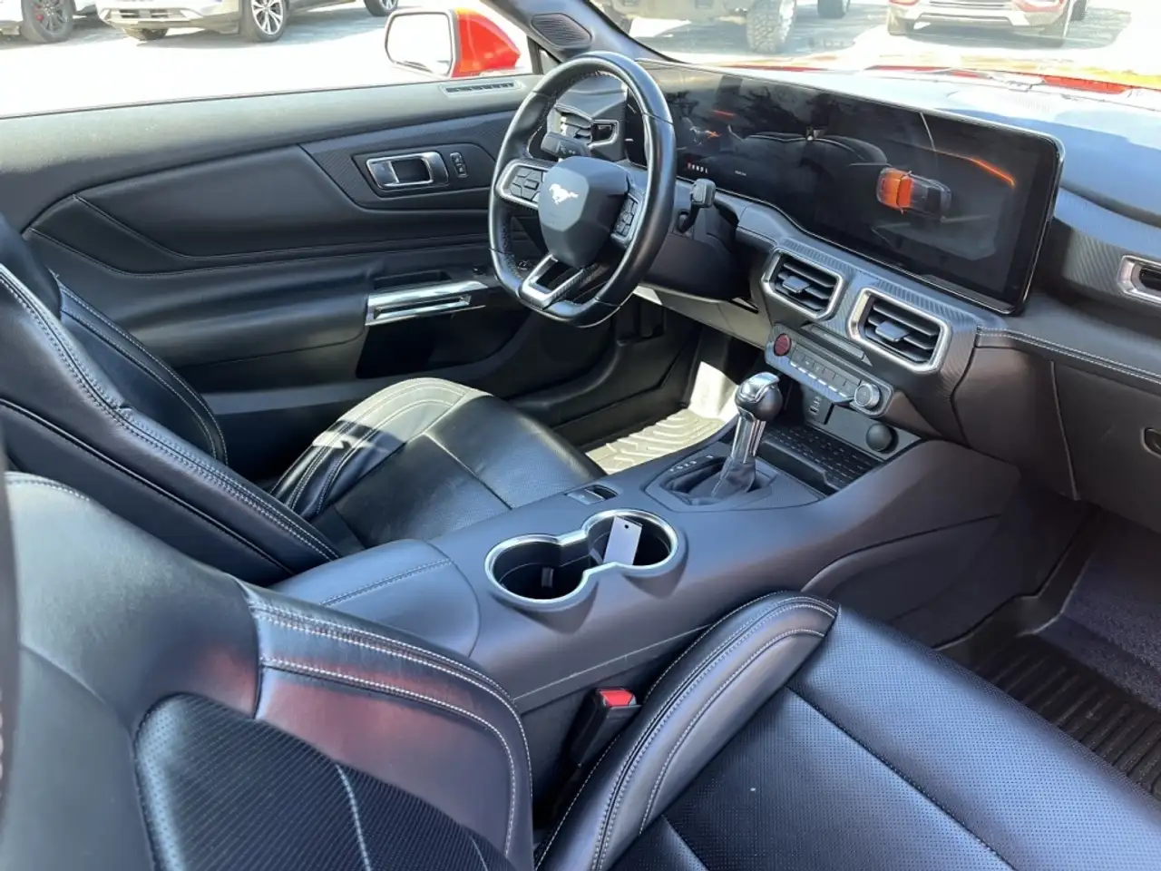 Ford Mustang photo Ford Mustang