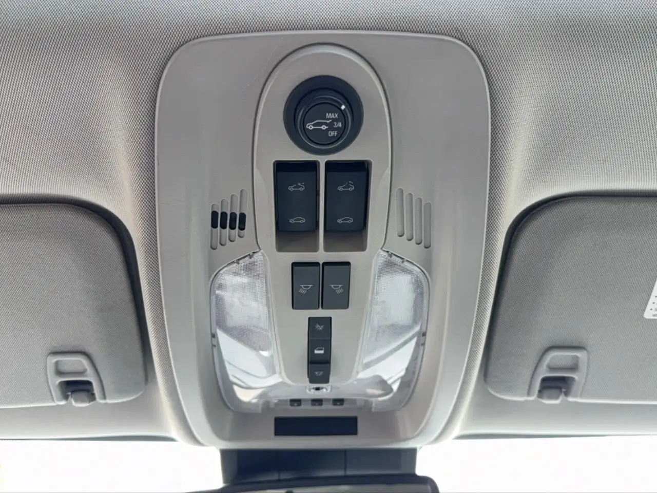 Chevrolet Equinox photo Chevrolet Equinox