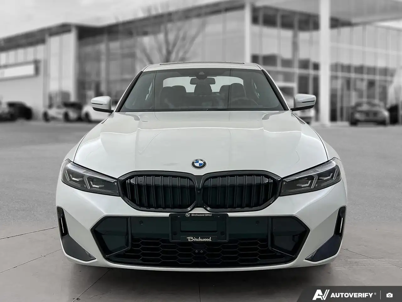 BMW 3 Series photo BMW 3 Series
