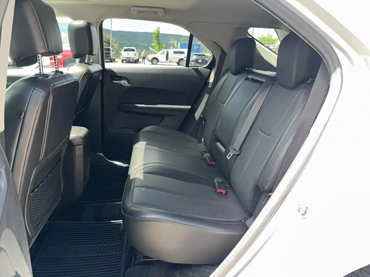 Chevrolet Equinox photo Chevrolet Equinox