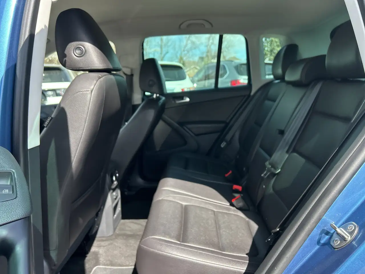 Volkswagen Tiguan photo Volkswagen Tiguan