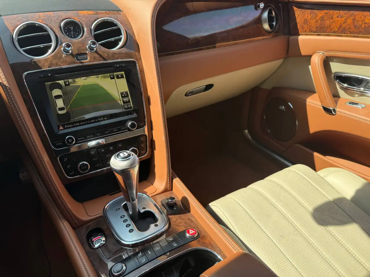 Bentley Flying Spur fotografie Bentley Flying Spur