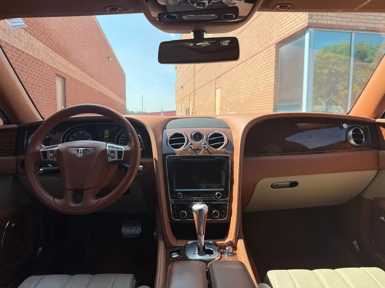 Bentley Flying Spur fotografie Bentley Flying Spur