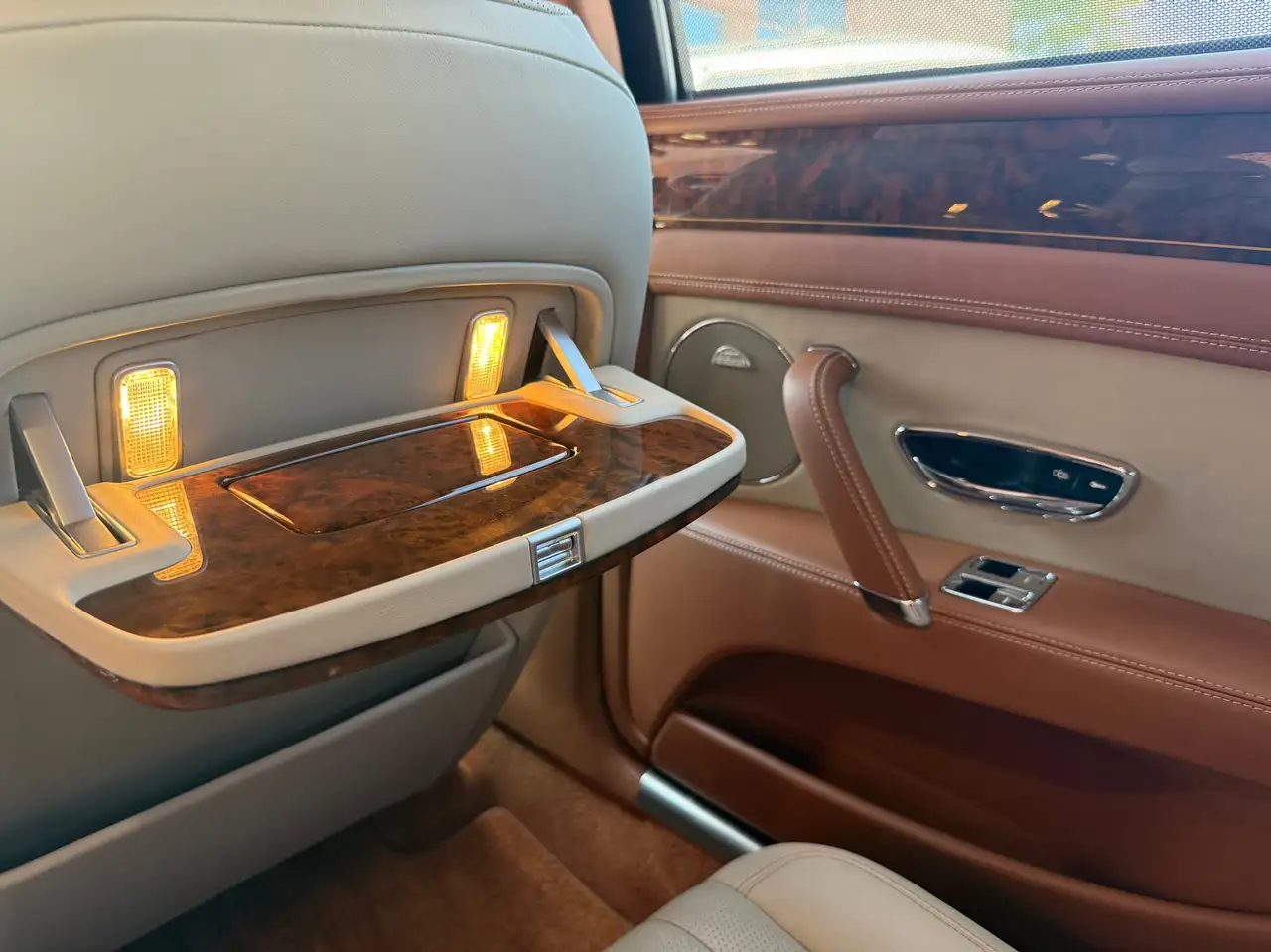 Bentley Flying Spur fotografie Bentley Flying Spur