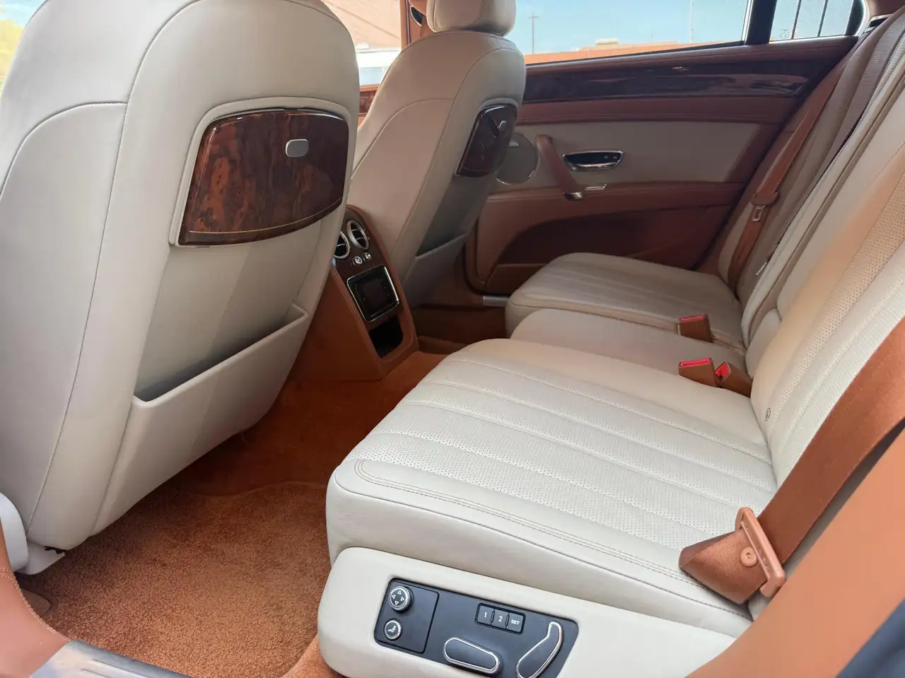 Bentley Flying Spur fotografie Bentley Flying Spur