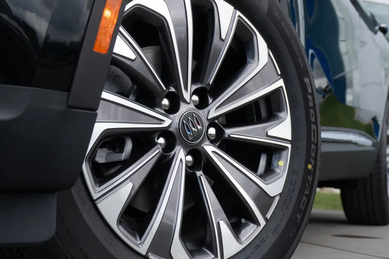 Buick Envision снимка Buick Envision