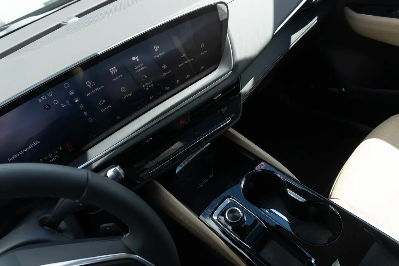 Buick Envision снимка Buick Envision