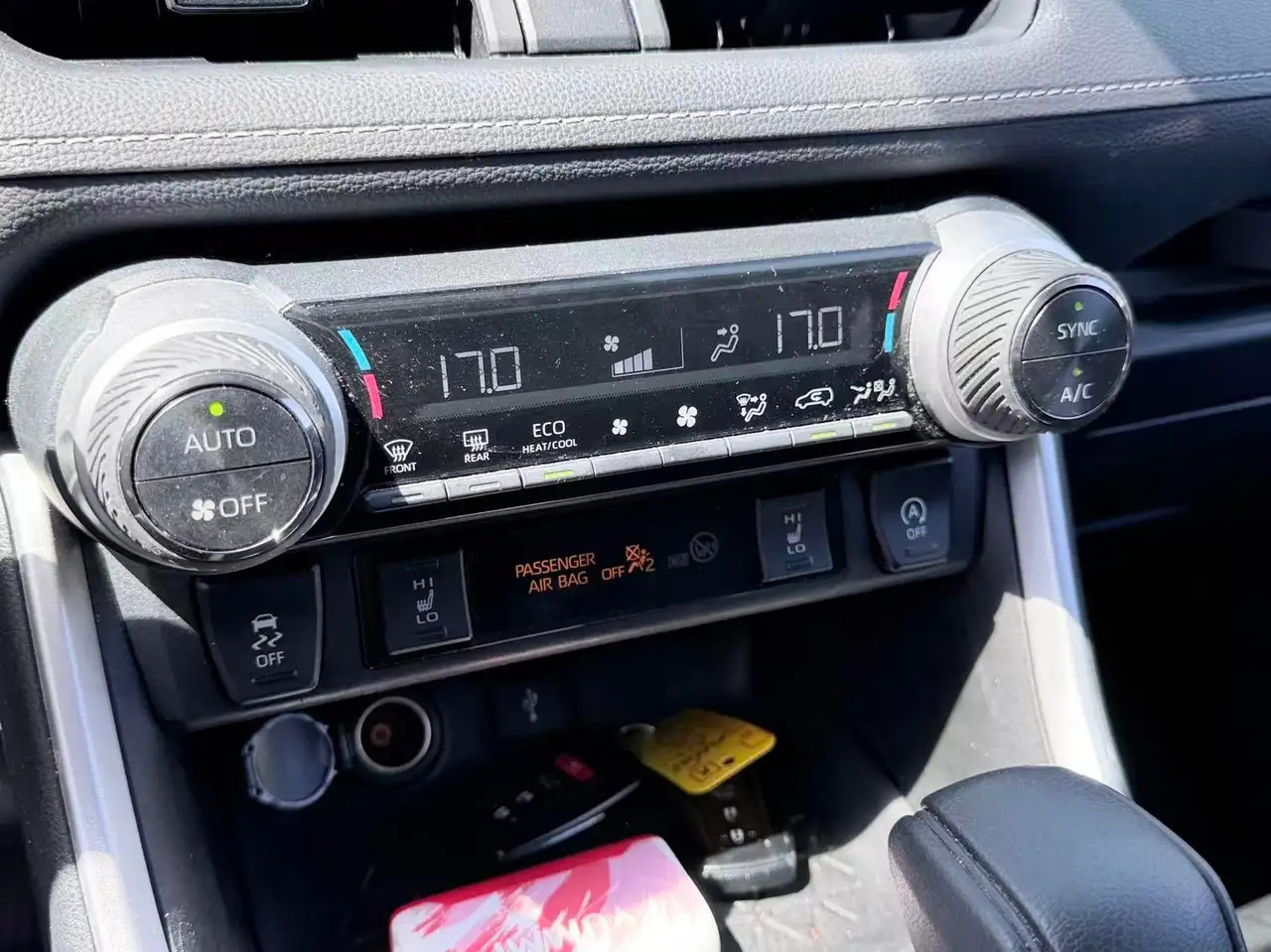 Toyota RAV 4 photo Toyota RAV 4