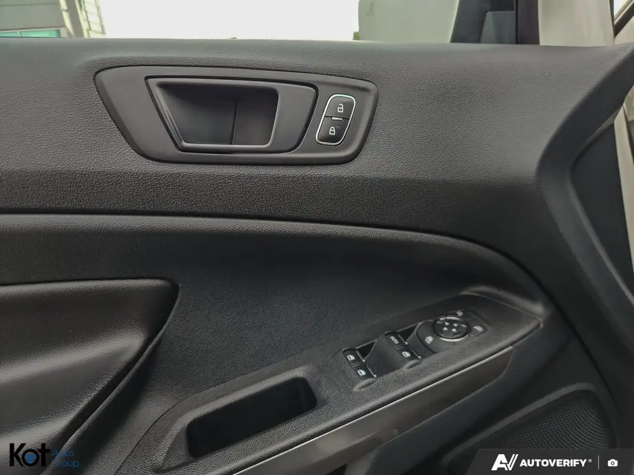 Ford EcoSport снимка Ford EcoSport