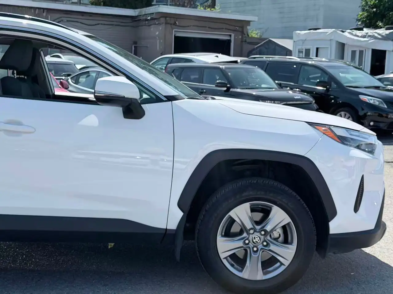 Toyota RAV 4 photo Toyota RAV 4
