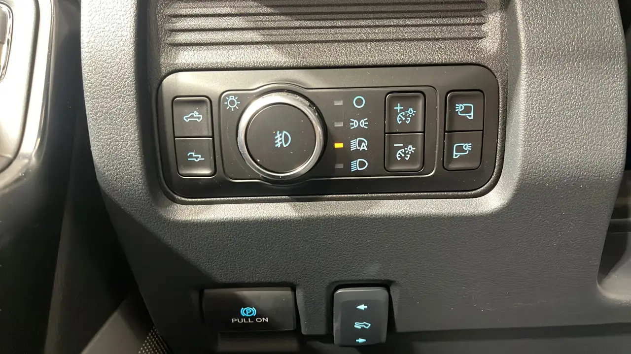 Ford F 350 снимка Ford F 350