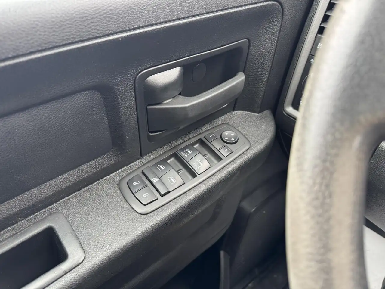 RAM 1500 photo RAM 1500