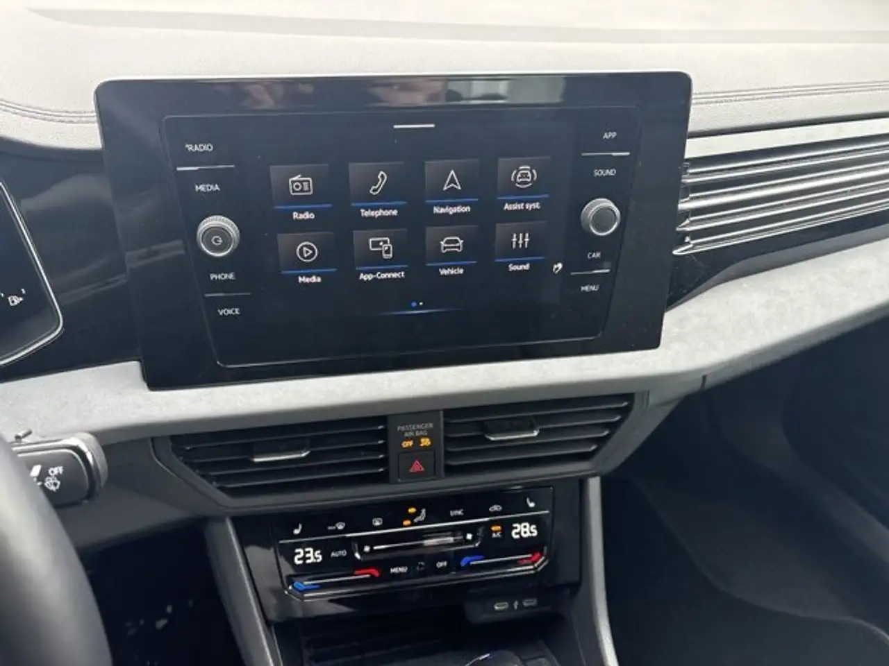 Volkswagen Jetta снимка Volkswagen Jetta