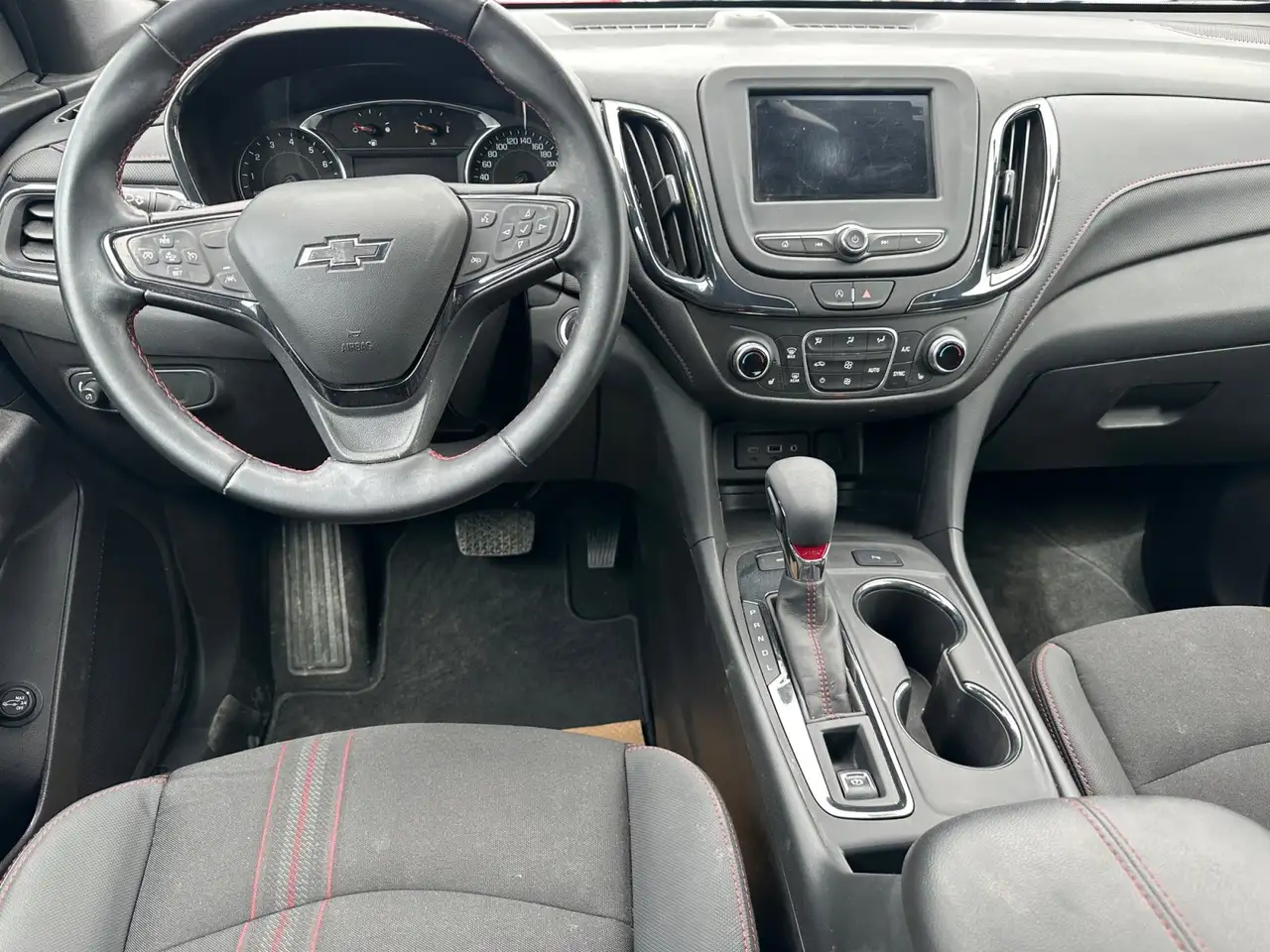 Chevrolet Equinox photo Chevrolet Equinox