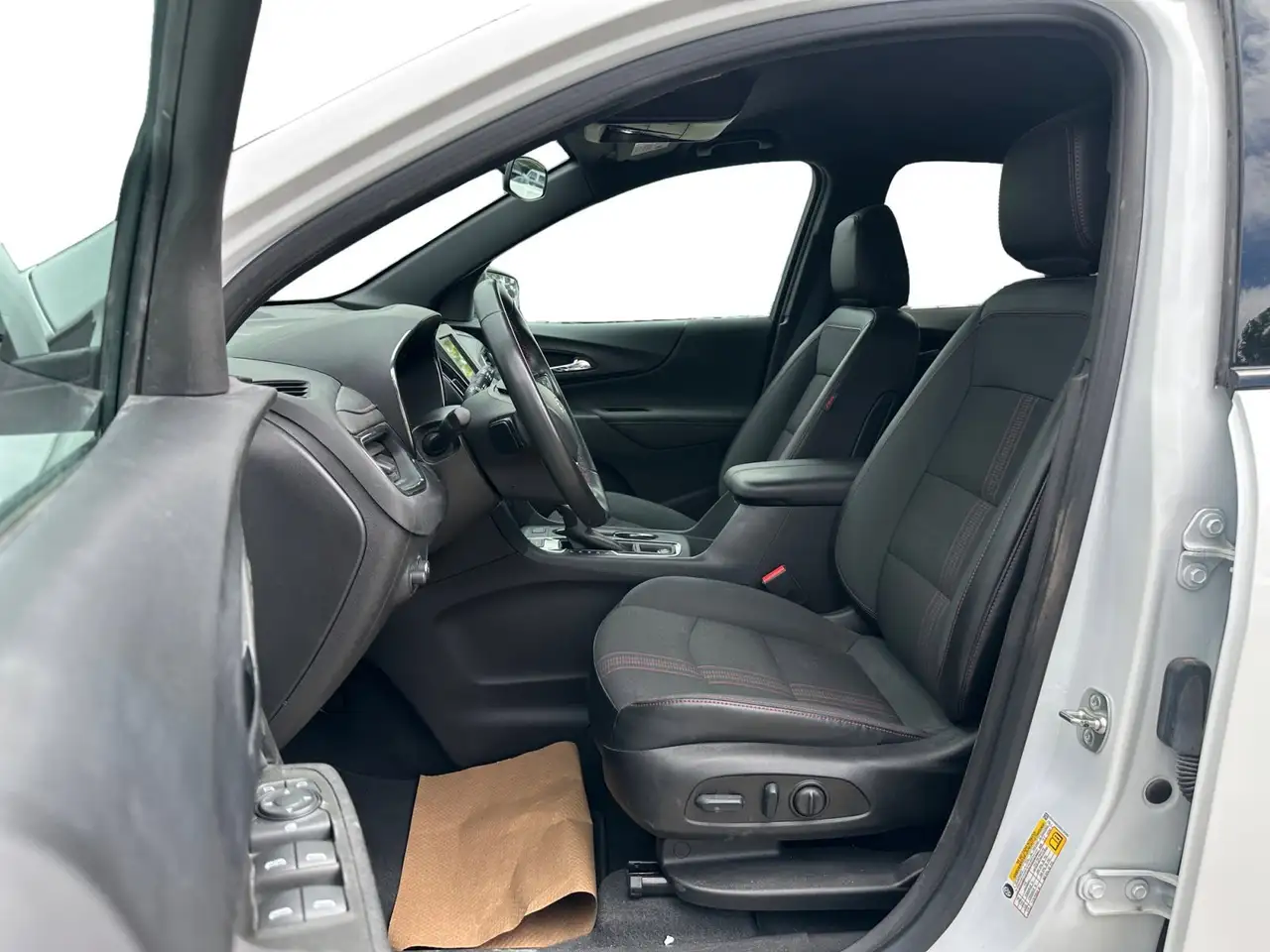 Chevrolet Equinox photo Chevrolet Equinox