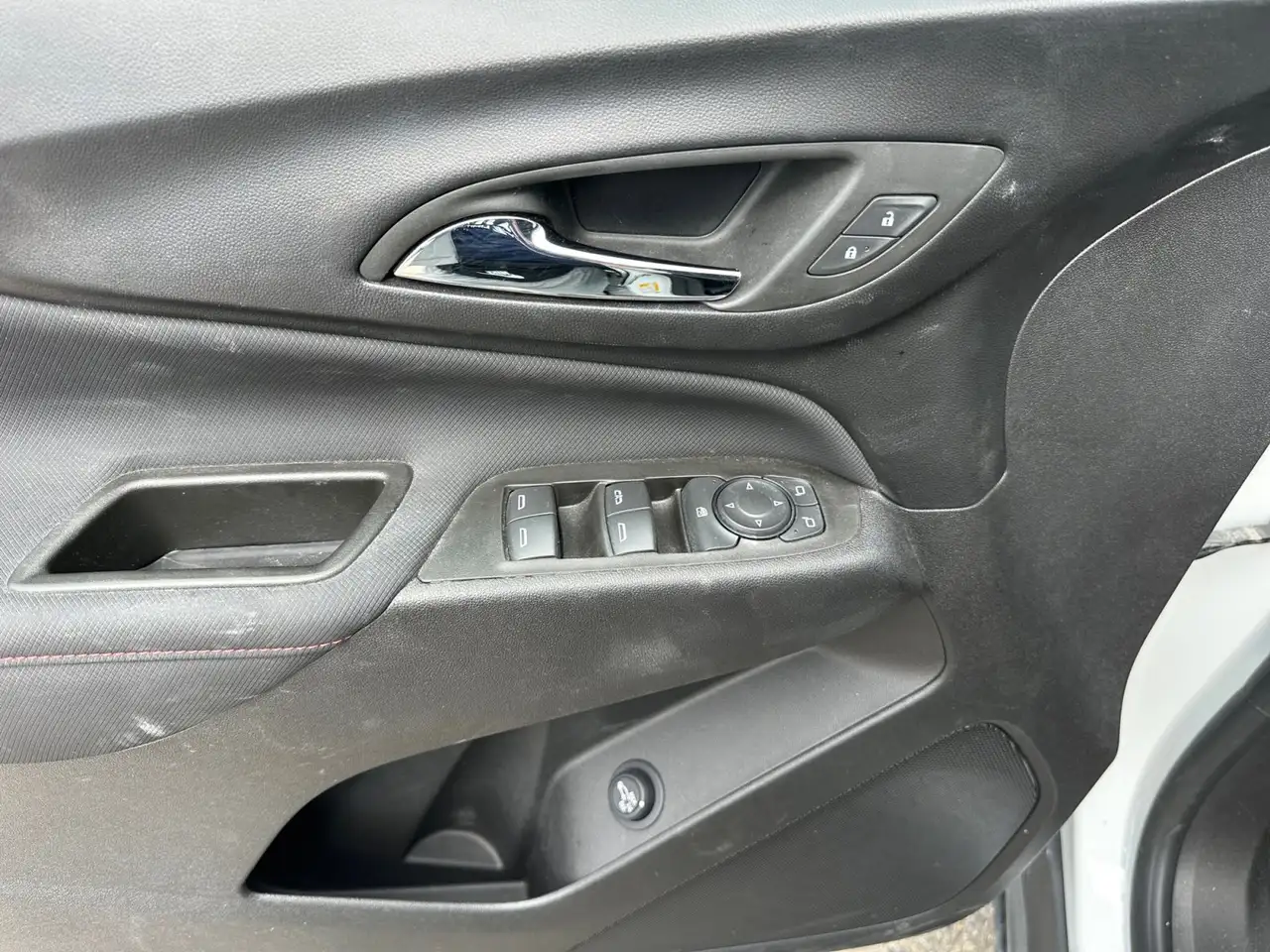 Chevrolet Equinox photo Chevrolet Equinox