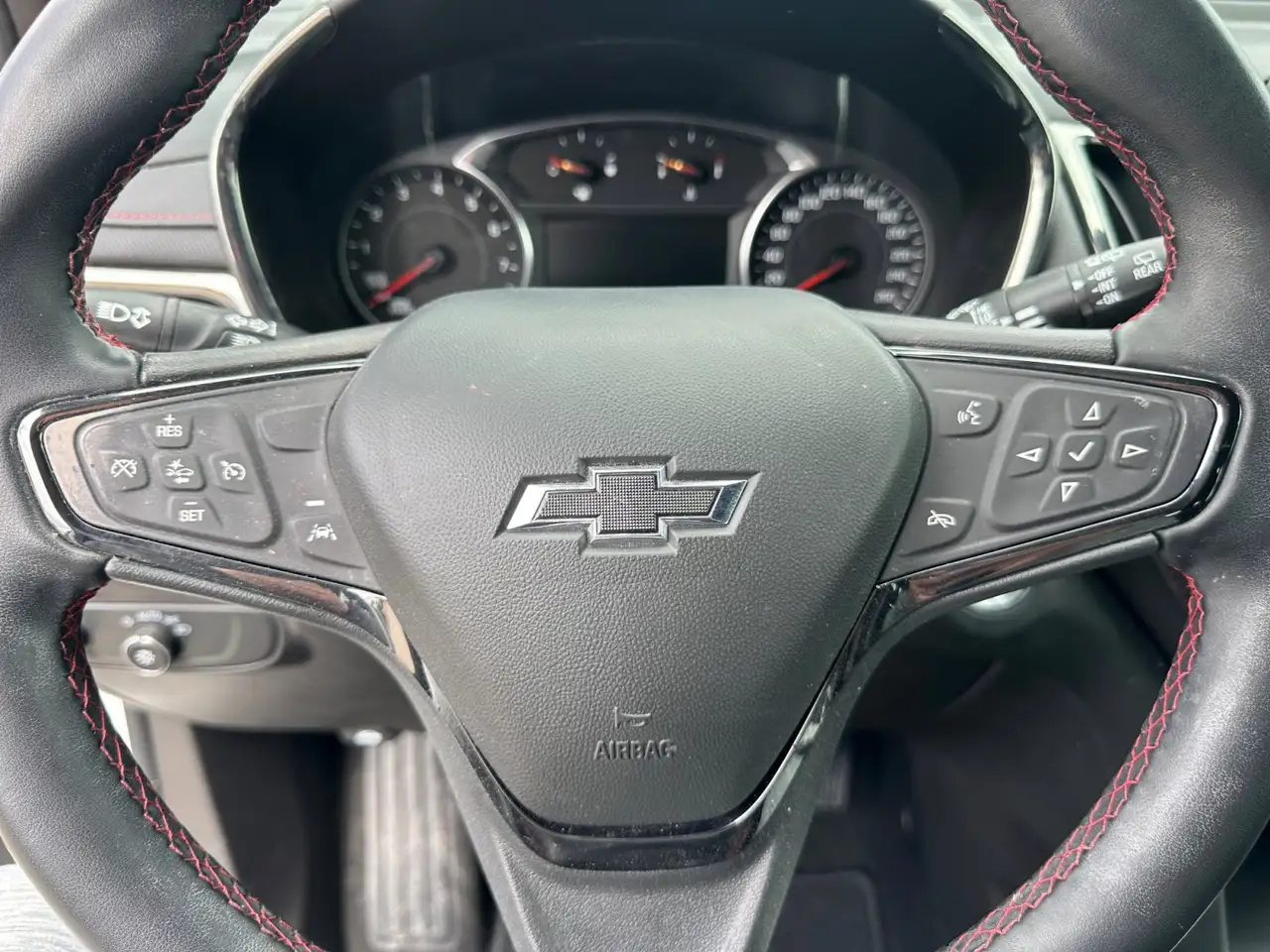 Chevrolet Equinox photo Chevrolet Equinox