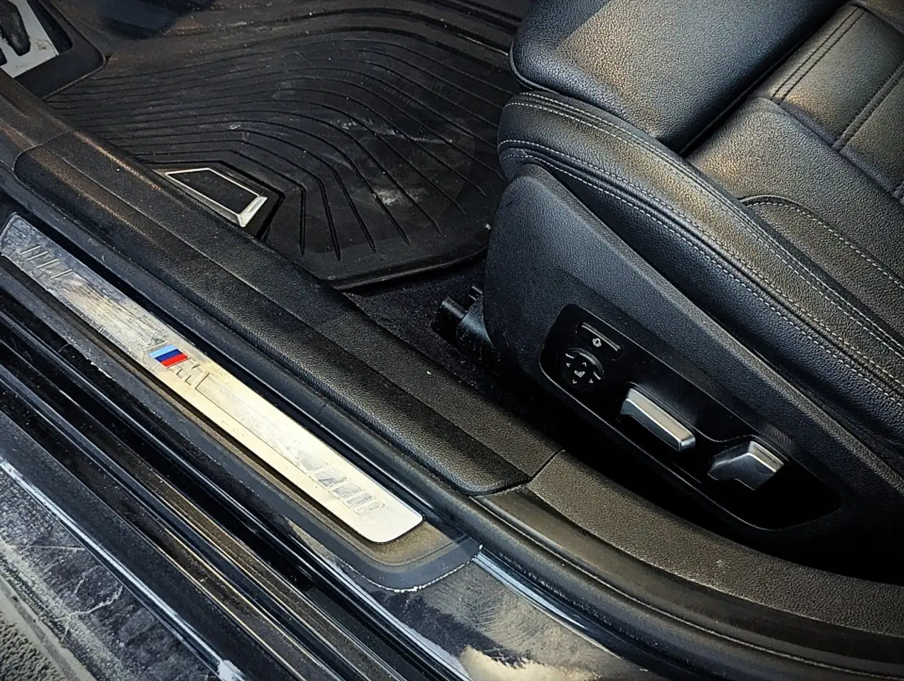 BMW 3 Series снимка BMW 3 Series