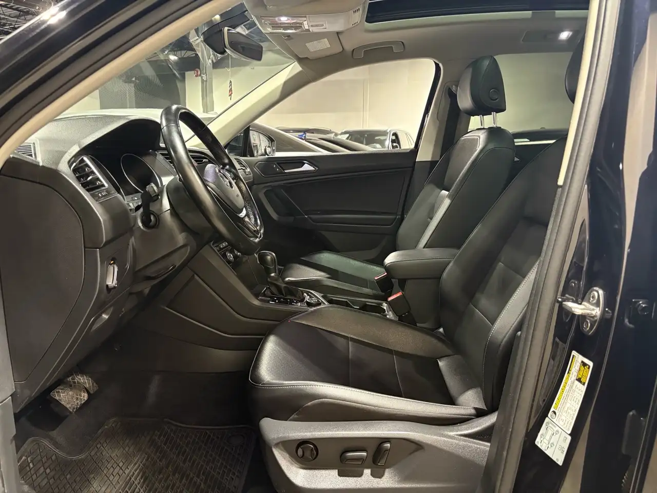 Volkswagen Tiguan снимка Volkswagen Tiguan