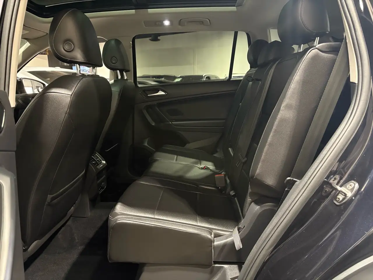 Volkswagen Tiguan снимка Volkswagen Tiguan
