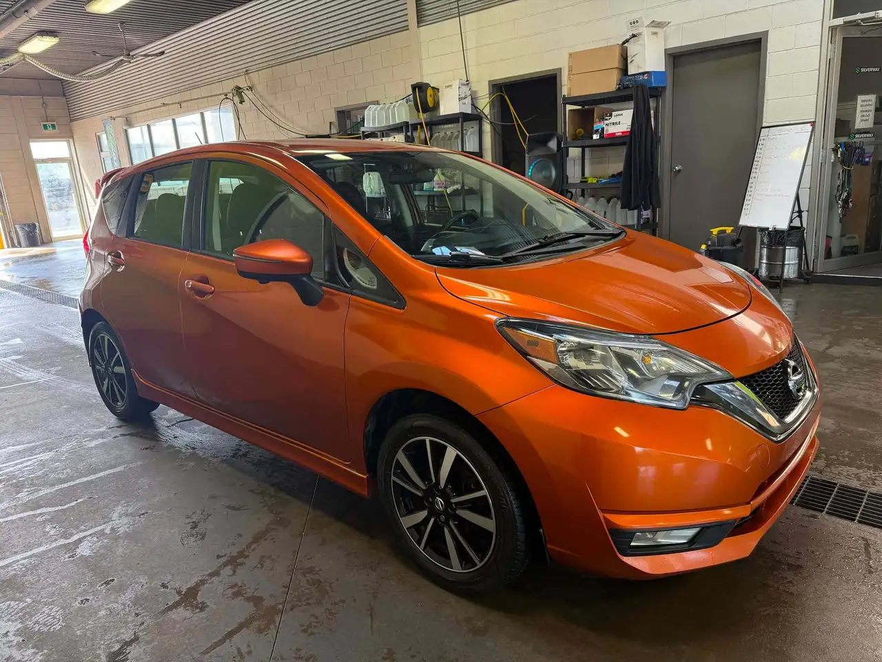 Nissan Note fotografie Nissan Note