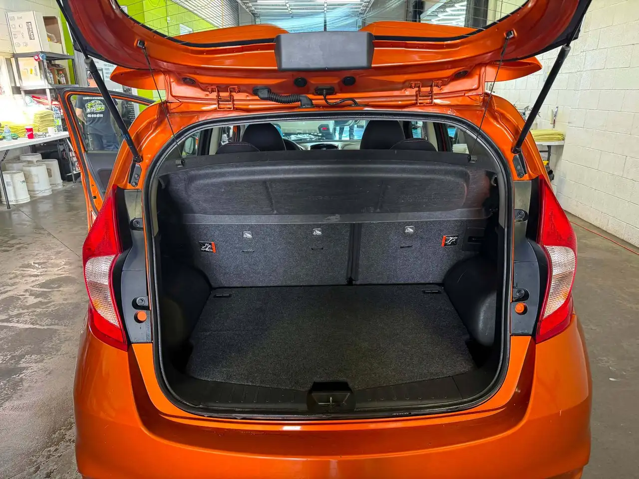 Nissan Note fotografie Nissan Note