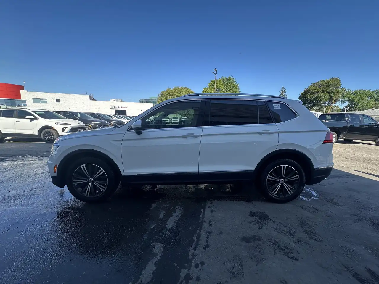 Volkswagen Tiguan photo Volkswagen Tiguan
