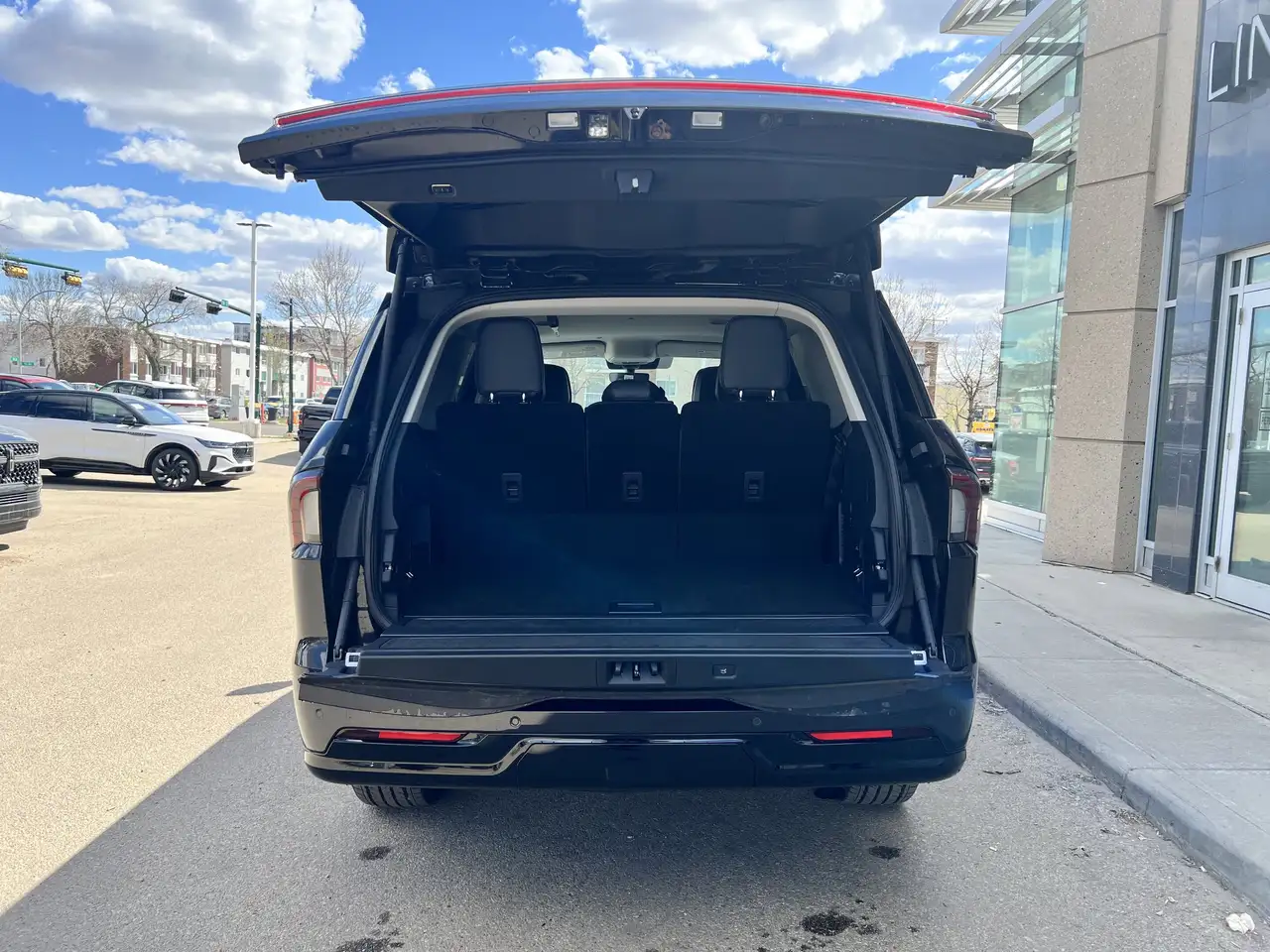 Lincoln Navigator photo Lincoln Navigator