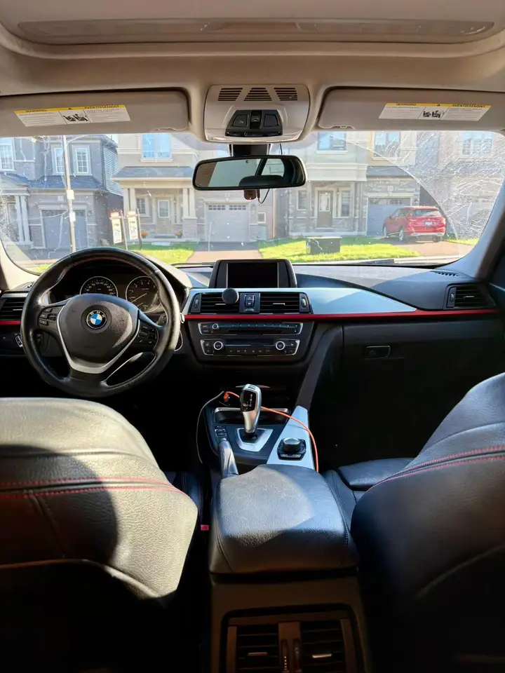 BMW 3 Series photo BMW 3 Series