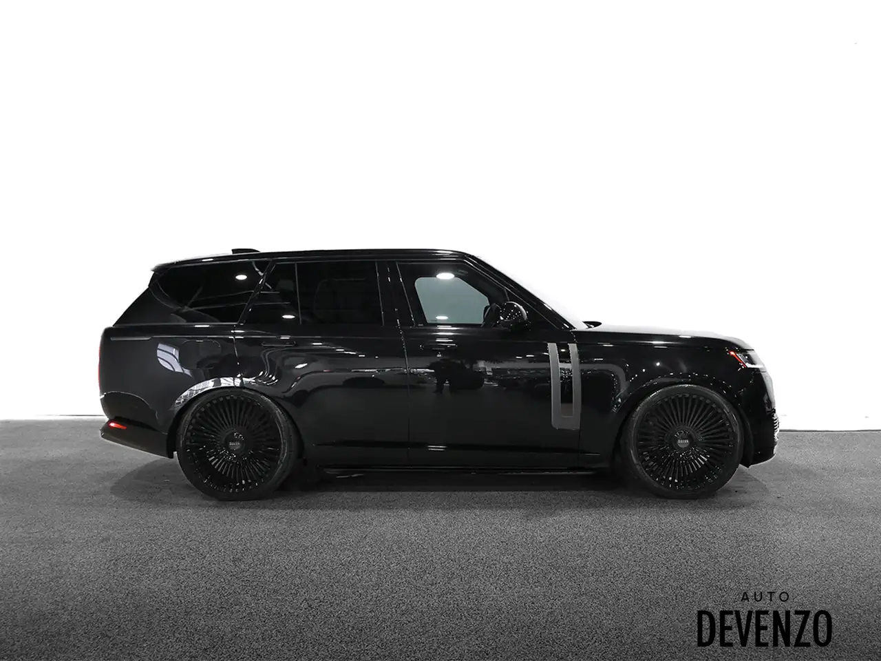 Land Rover Range Rover photo Land Rover Range Rover