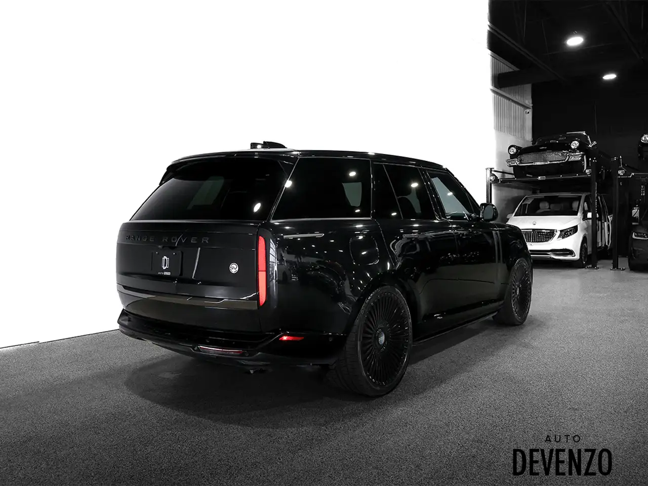 Land Rover Range Rover photo Land Rover Range Rover