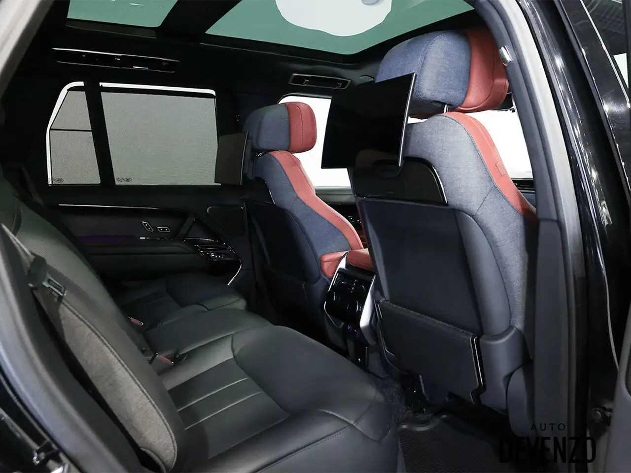 Land Rover Range Rover photo Land Rover Range Rover