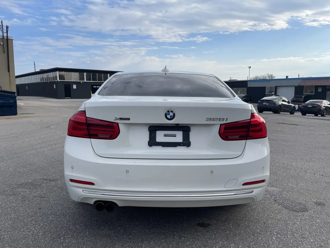 BMW 3 Series photo BMW 3 Series