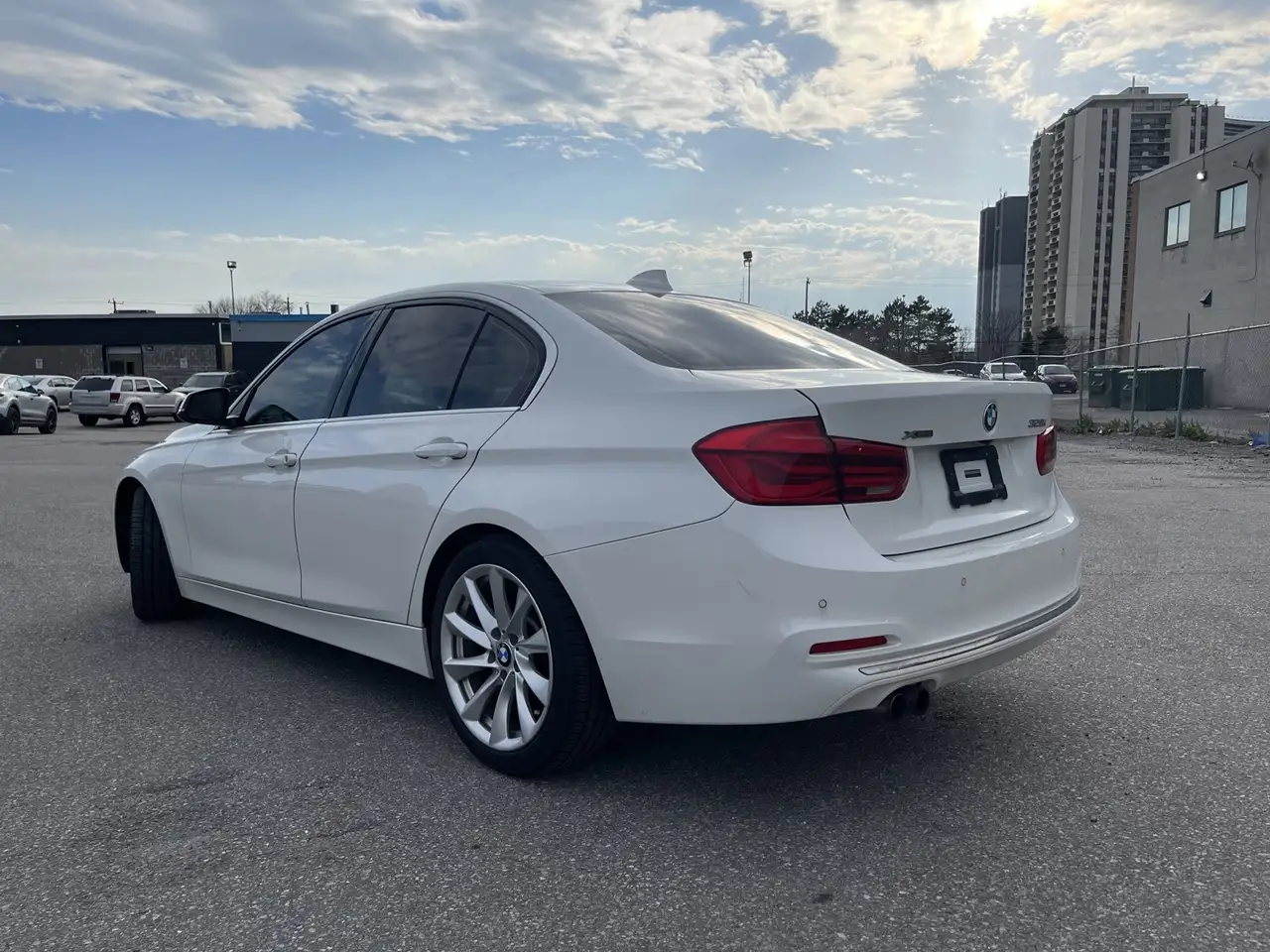 BMW 3 Series photo BMW 3 Series