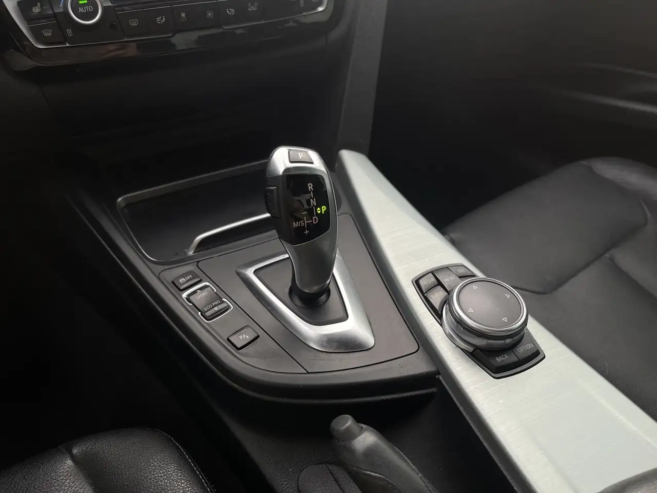 BMW 3 Series photo BMW 3 Series