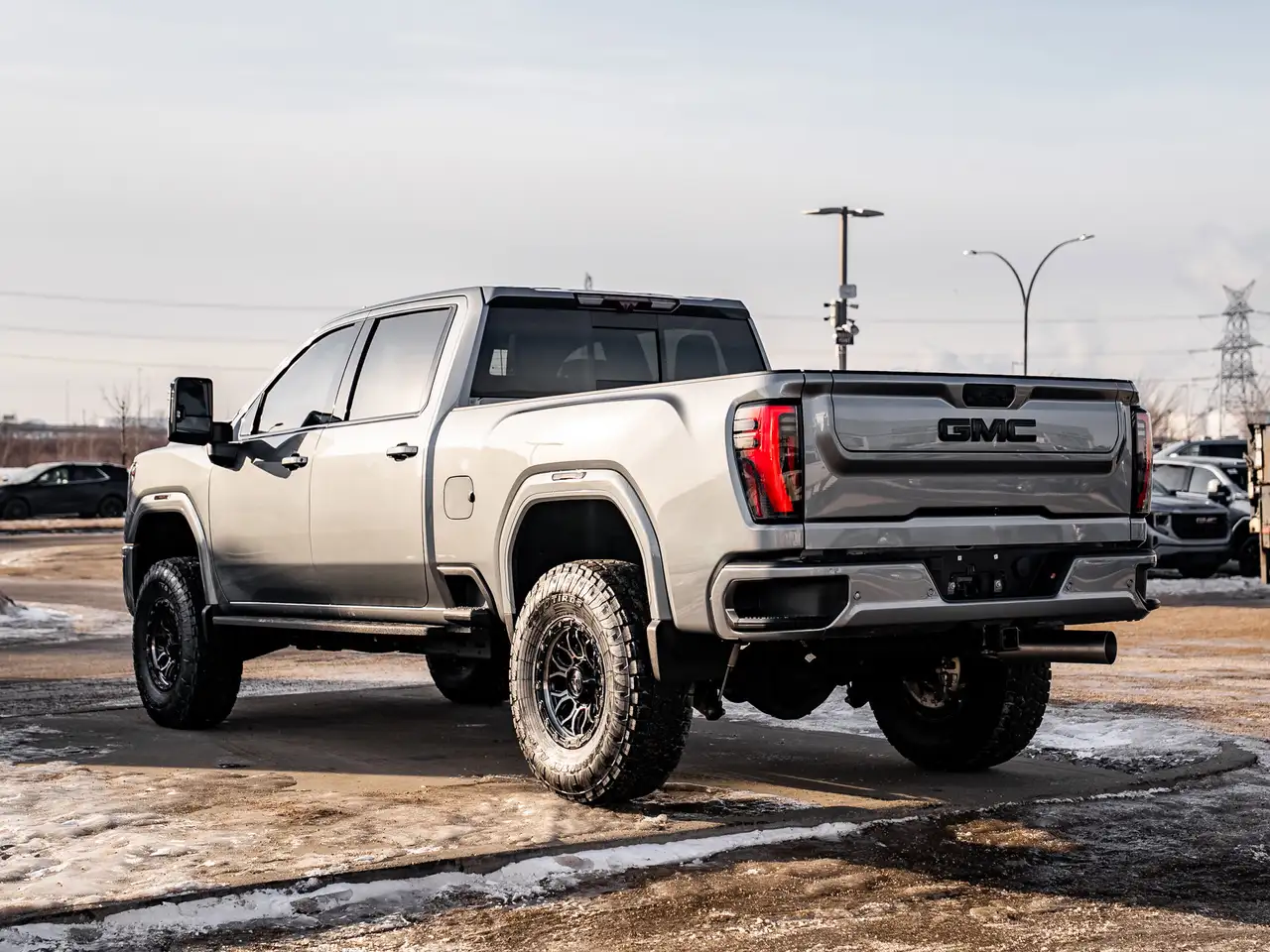 GMC Sierra 3500HD снимка GMC Sierra 3500HD