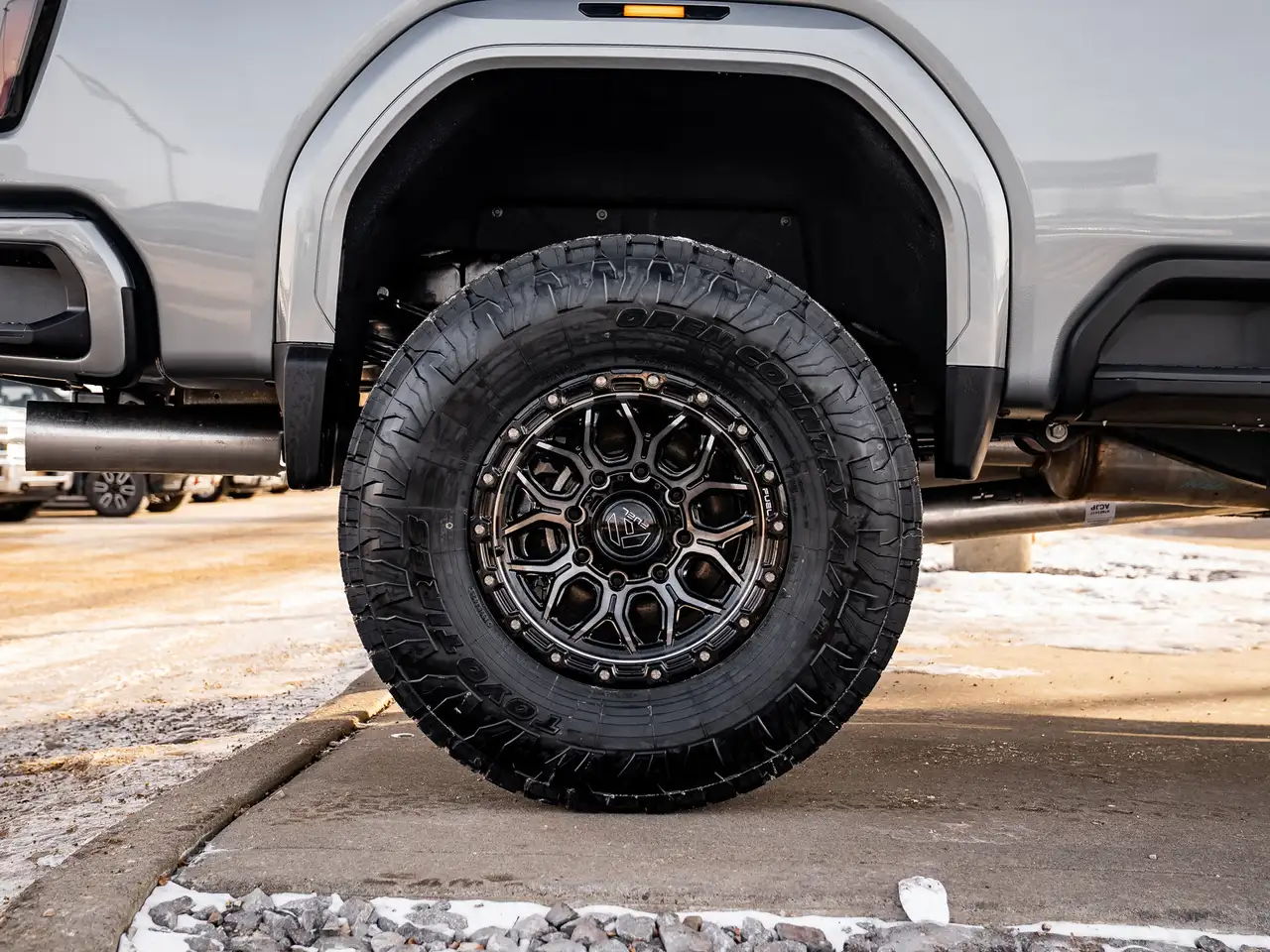 GMC Sierra 3500HD снимка GMC Sierra 3500HD