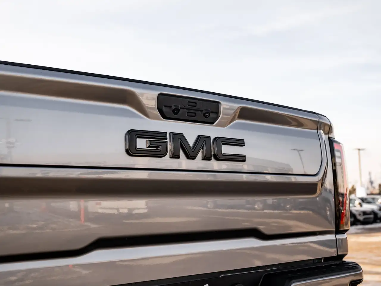 GMC Sierra 3500HD снимка GMC Sierra 3500HD