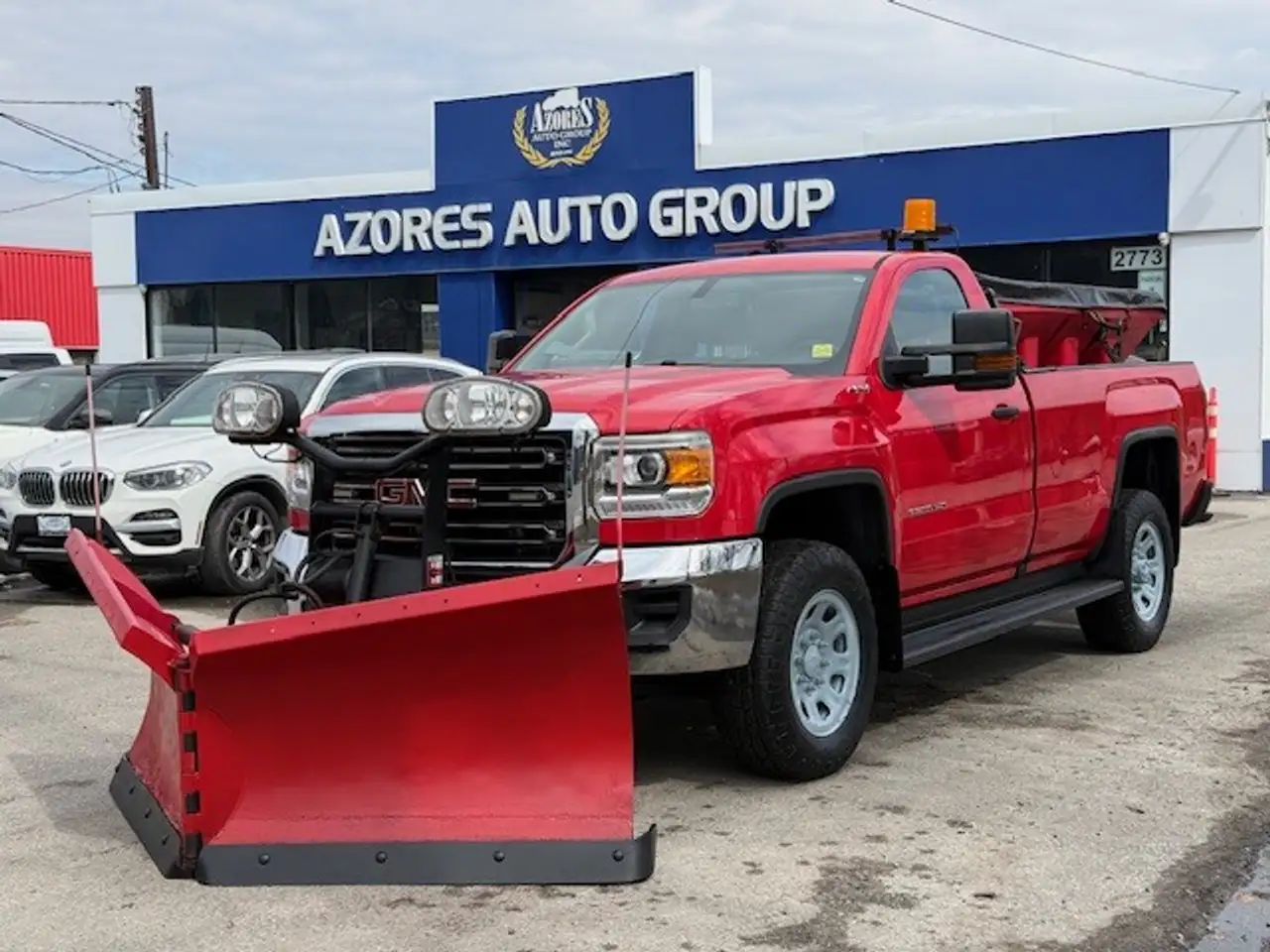 GMC Sierra 3500HD снимка GMC Sierra 3500HD