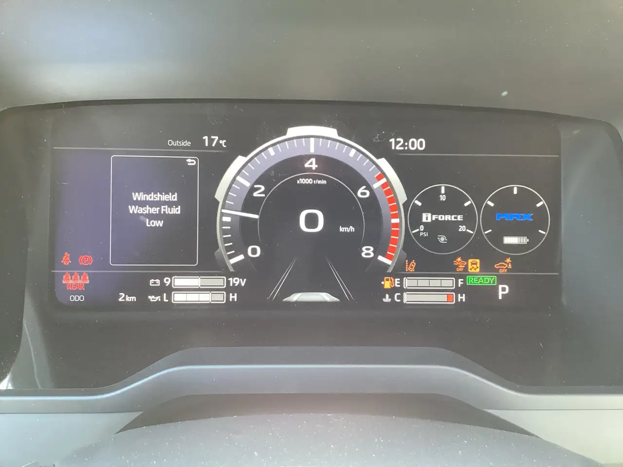 Toyota Tundra снимка Toyota Tundra