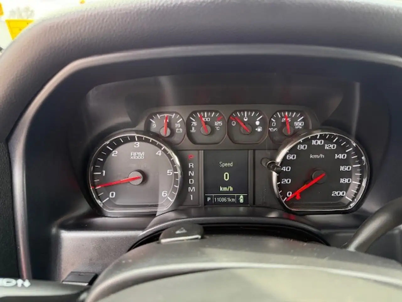 GMC Sierra 3500HD снимка GMC Sierra 3500HD