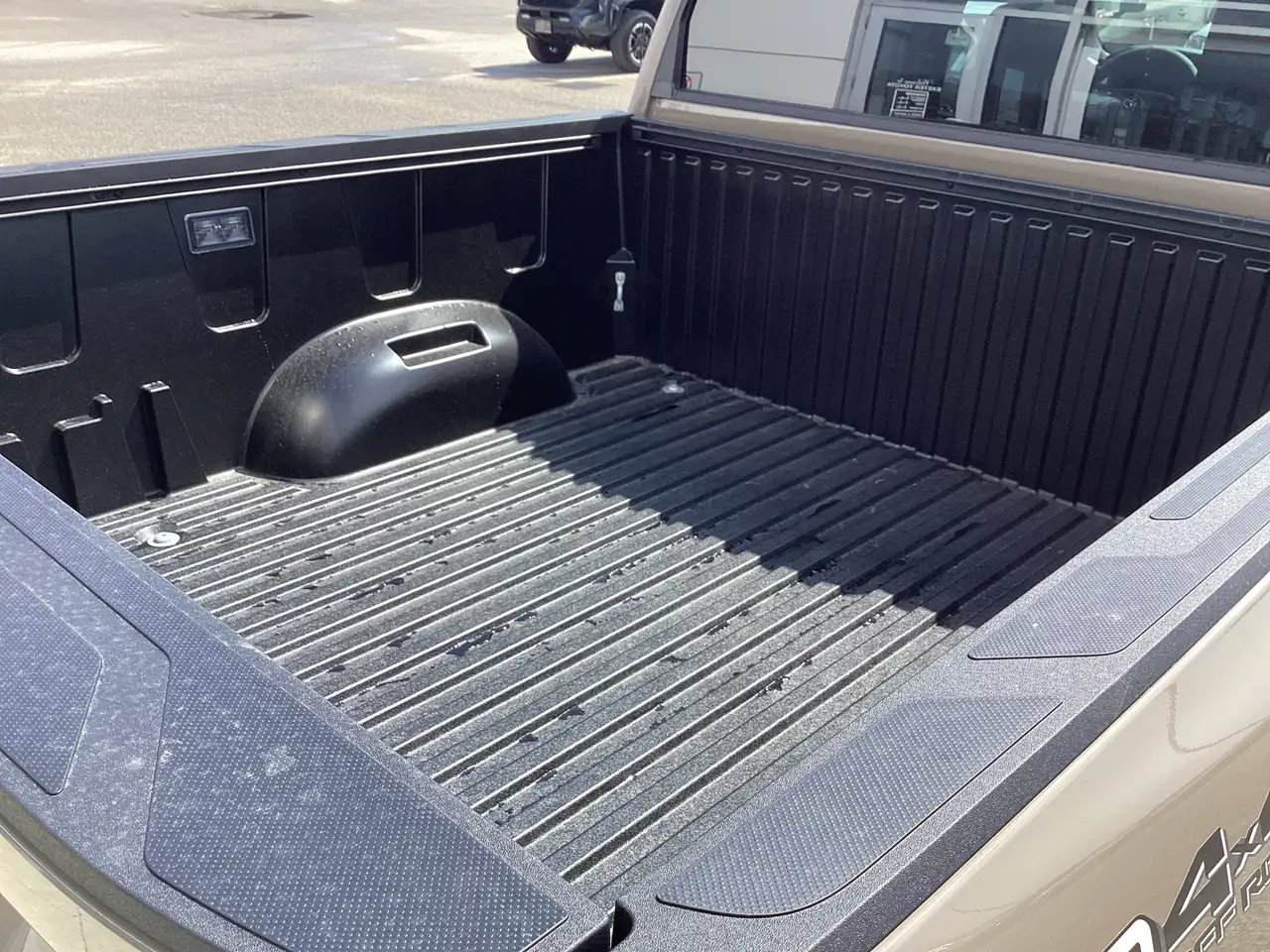 Toyota Tundra снимка Toyota Tundra