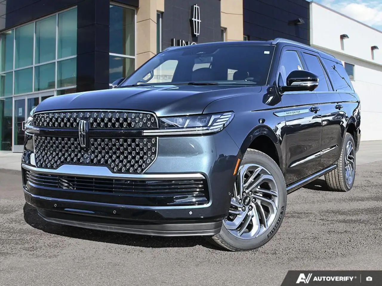2025 Lincoln Navigator