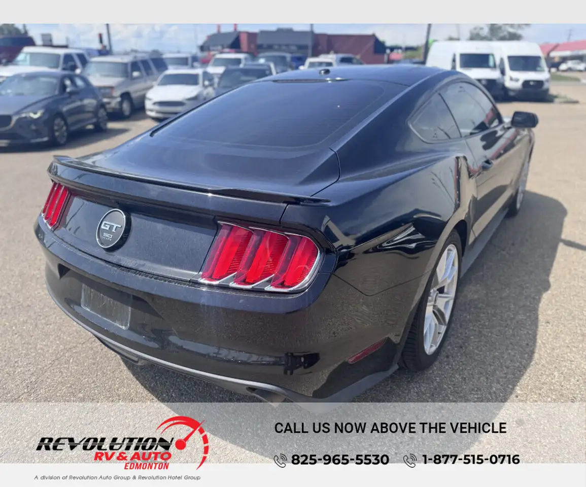 Ford Mustang photo Ford Mustang