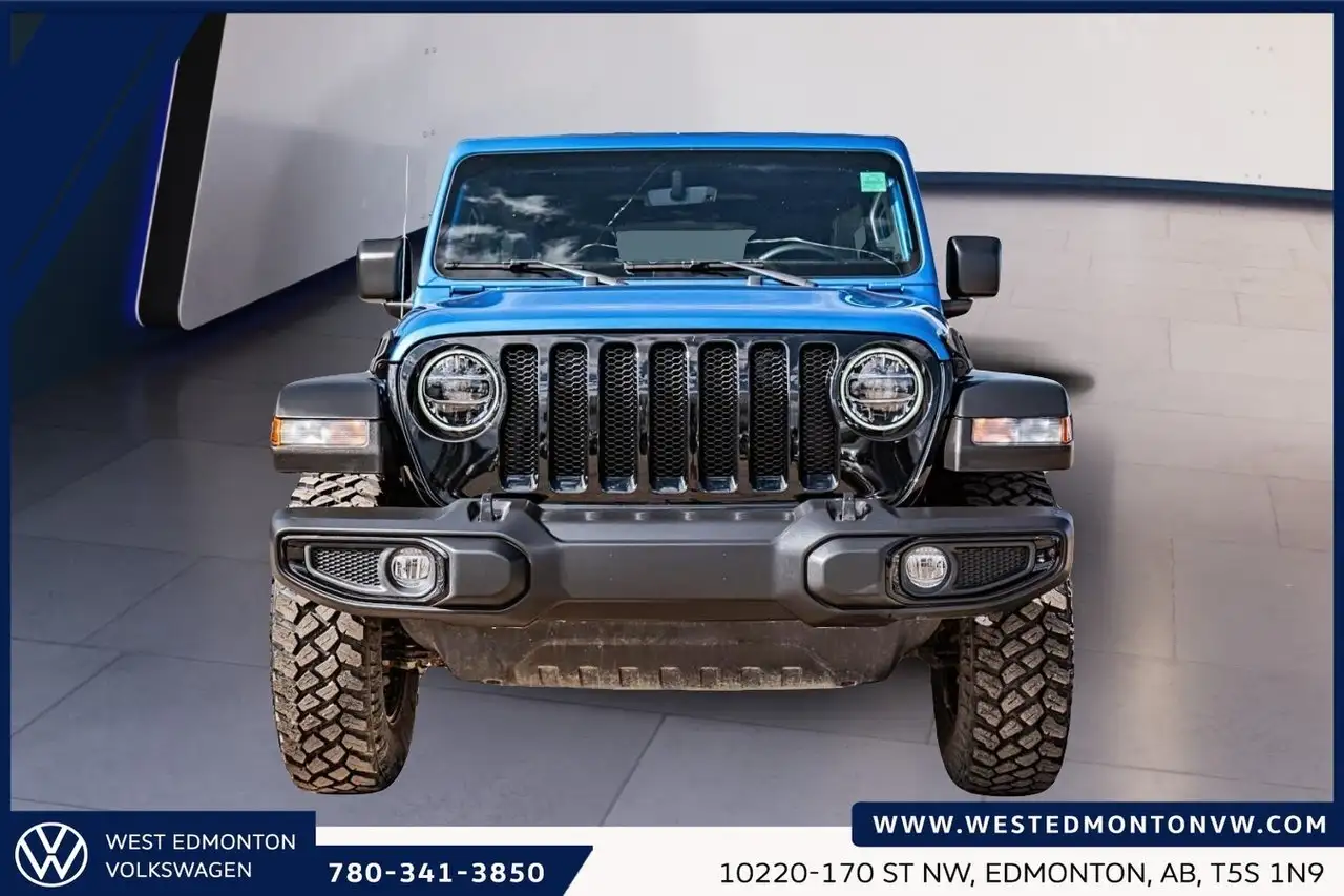 Jeep Wrangler снимка Jeep Wrangler